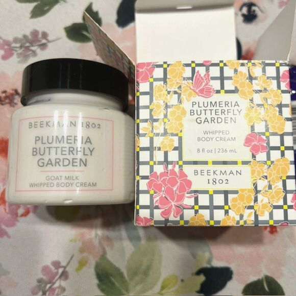 BEEKMAN 1802 PLUMERIA BUTTERFLY GARDEN WHIPPED BODY CREAM 8 OZ SEALED NEW - Picture 3 of 8